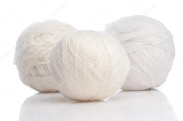 depositphotos_2424137-stock-photo-white-wool-threads.webp